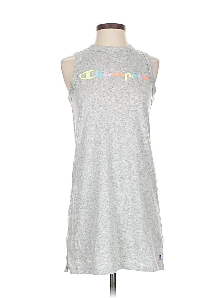 Pre-owned Champion Sleeveless T-shirt In Silver