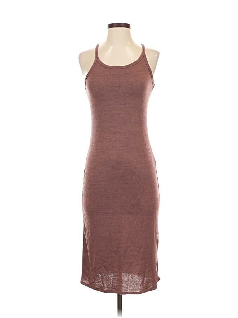 Click to view more detailed imagery on our partner's website Pre-owned Leith Sleeveless Top Brown Halter Neckline Tops