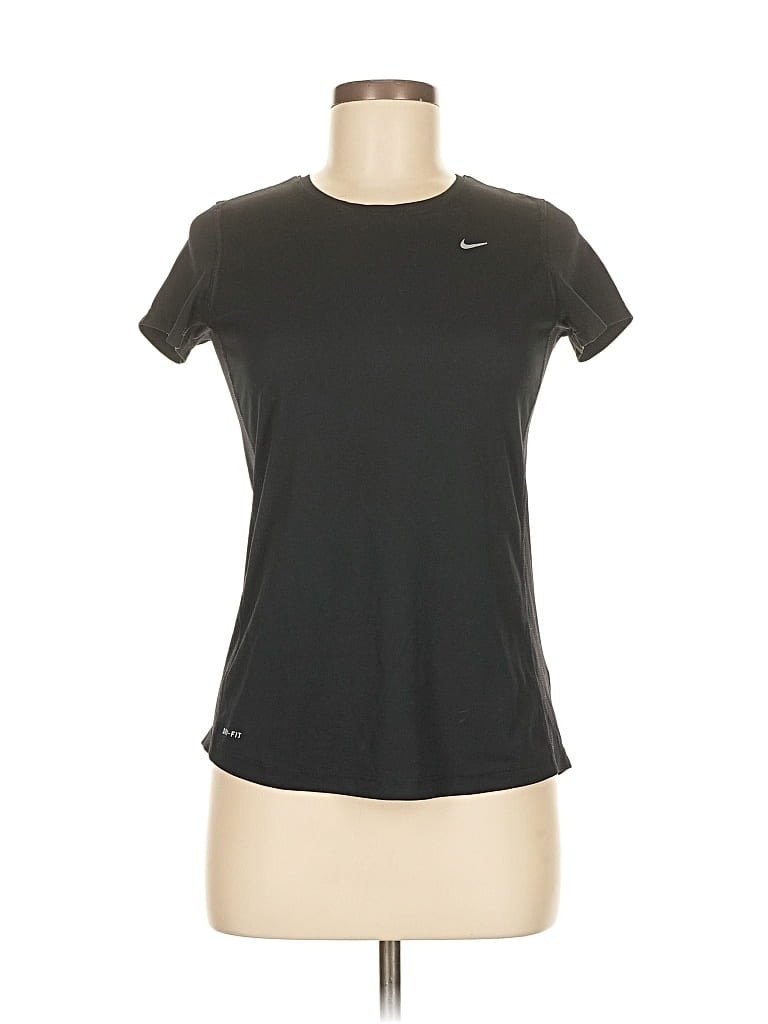 Pre-owned Nike Active T-shirt In Black