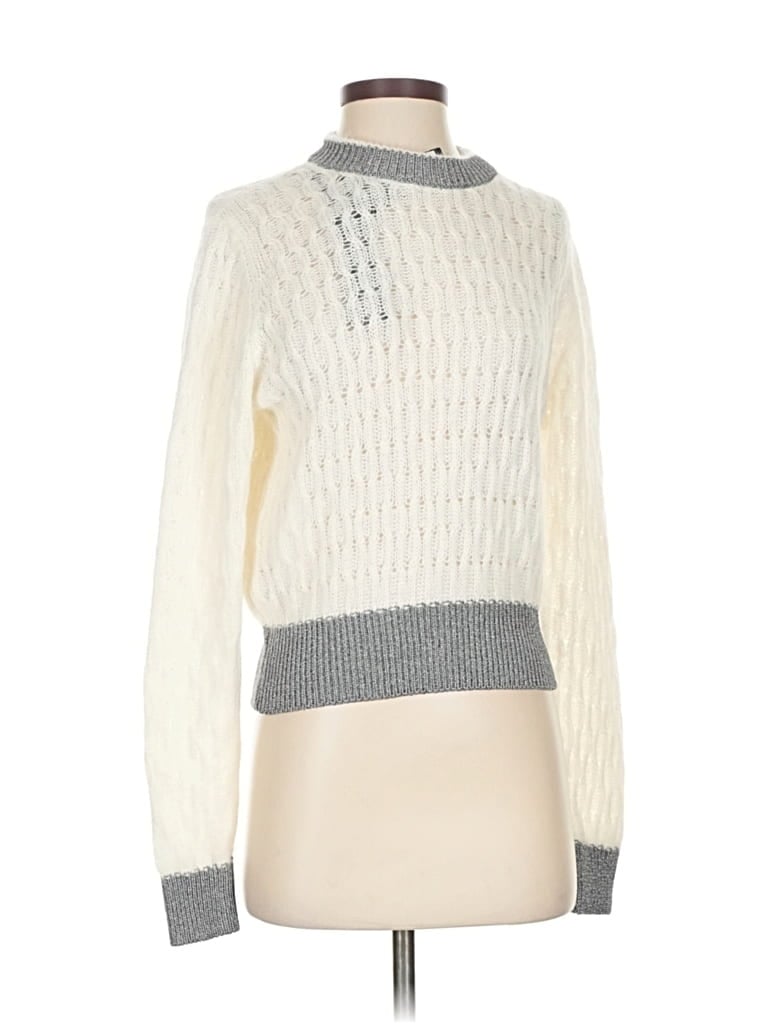 Click to view more detailed imagery on our partner's website Pre-owned Pinko Turtleneck Sweater In White