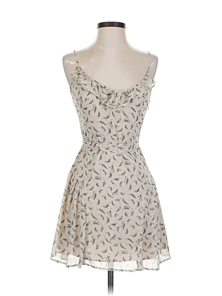 GUESS Pre-owned Cocktail Dress In White