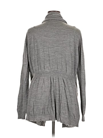 Isabella Rodriguez Cardigan (view 2)