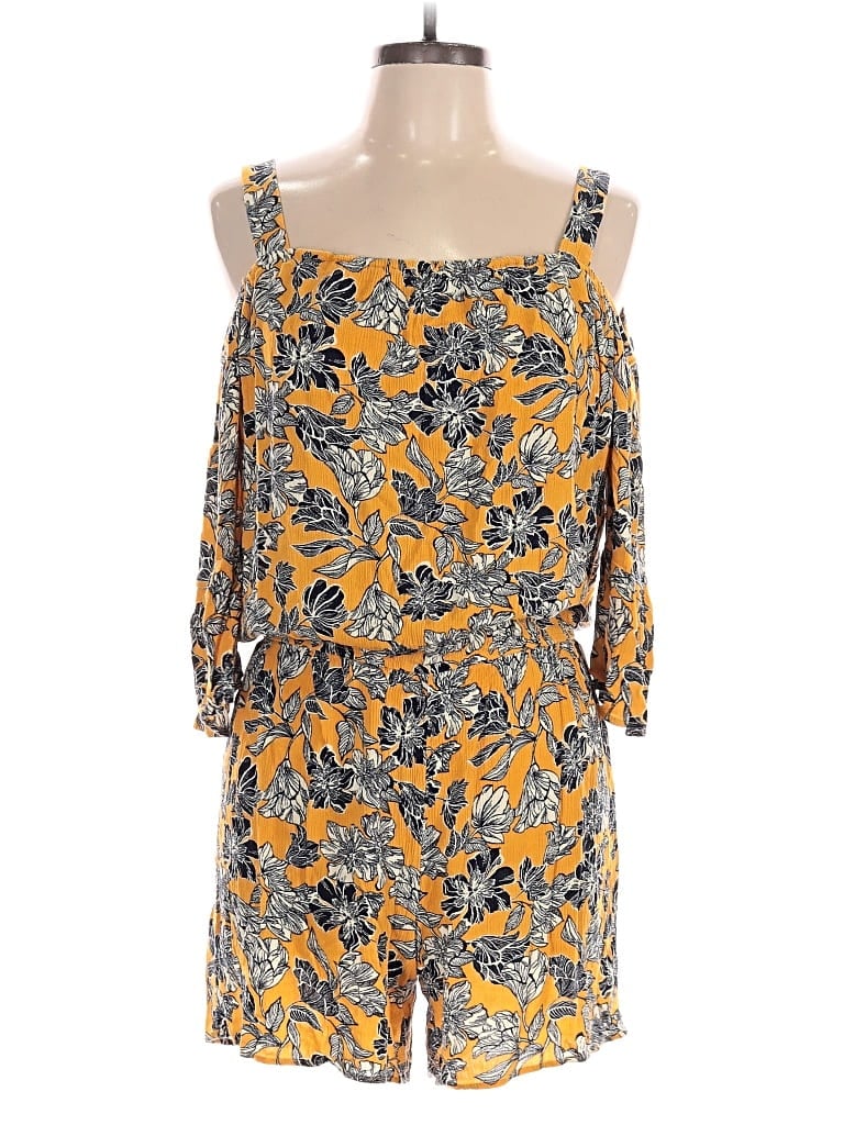 Click to view more detailed imagery on our partner's website Pre-owned Apt. 9 Romper In Yellow