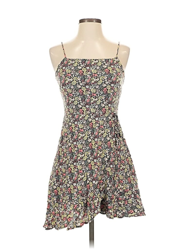 Pre-owned Altar'd State Casual Dress In Green