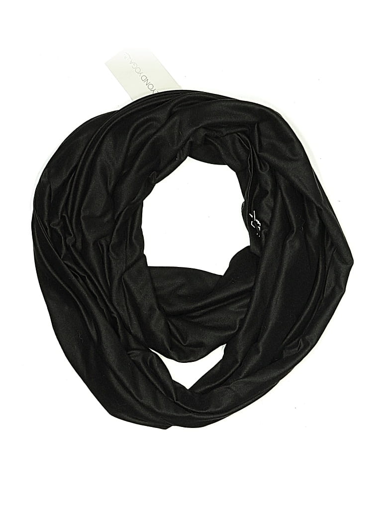 Beyond Yoga Scarf In Black