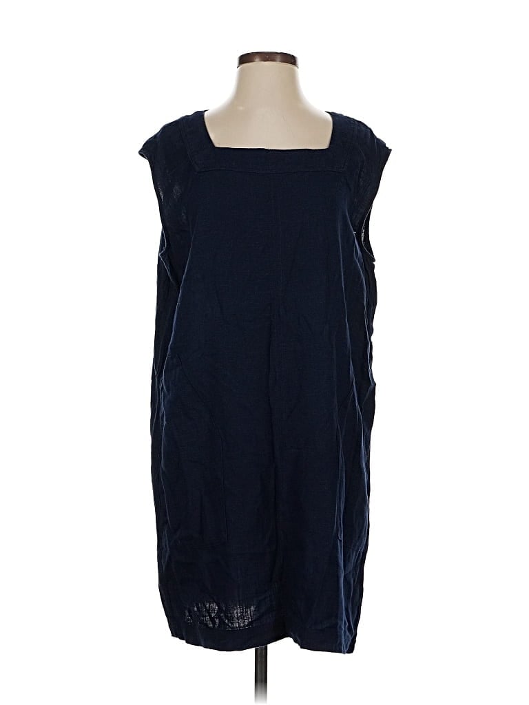 Click to view more detailed imagery on our partner's website Pre-owned Splendid Casual Dress In Blue