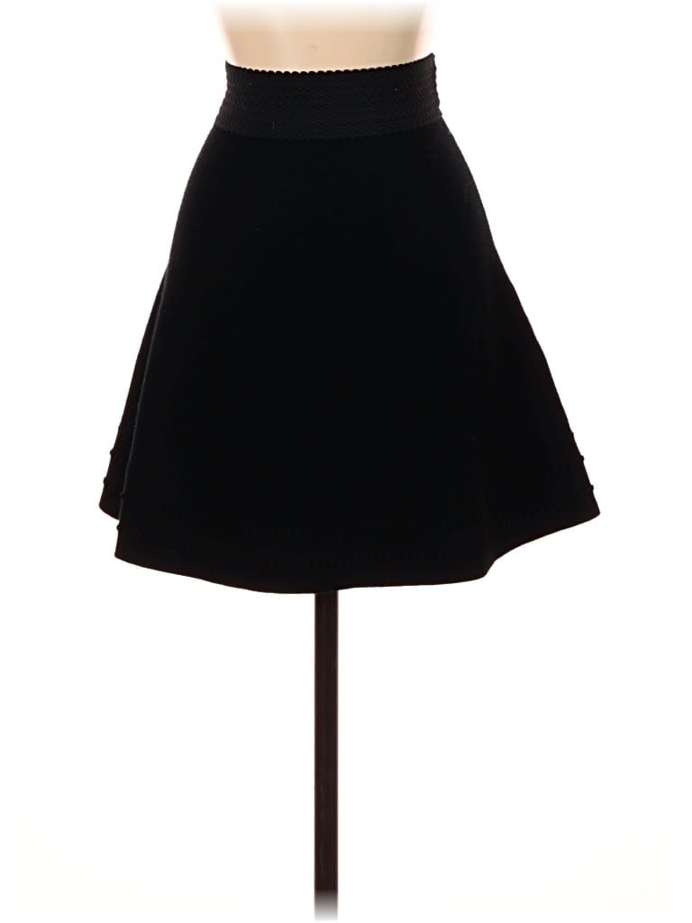 Click to view more detailed imagery on our partner's website Pre-owned Club Monaco Formal Skirt In Black
