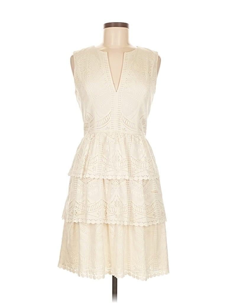 Pre-owned Bcbgmaxazria Cocktail Dress In White