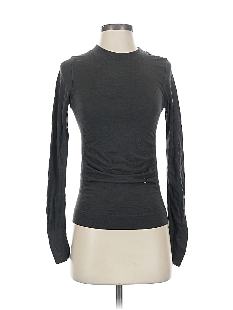 Pre-owned Athleta Long Sleeve T-shirt In Gray