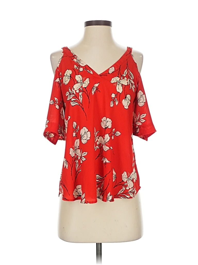 Pre-owned Sienna Sky Sleeveless Blouse In Red