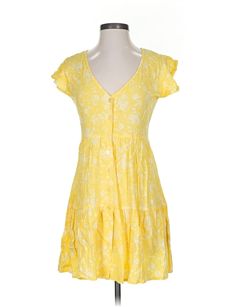 Pre-owned True Craft Casual Dress In Yellow