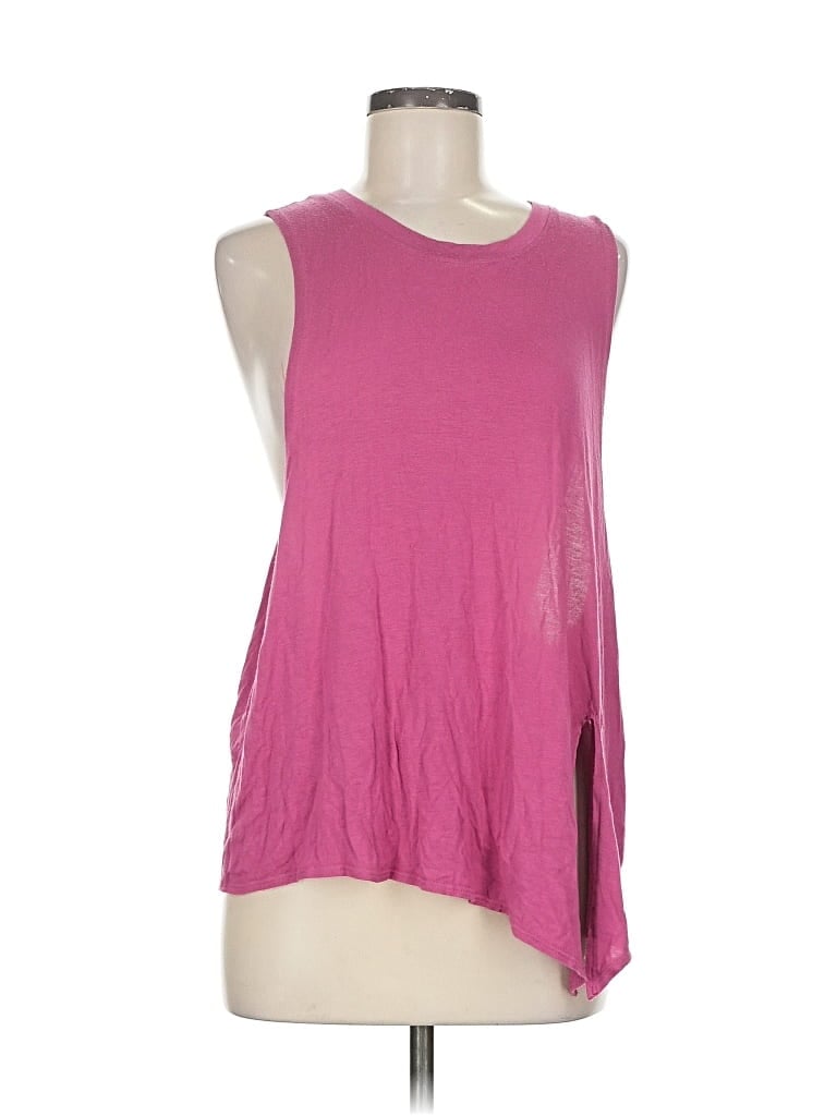 Click to view more detailed imagery on our partner's website Pre-owned Beyond Yoga Sleeveless T-shirt In Pink