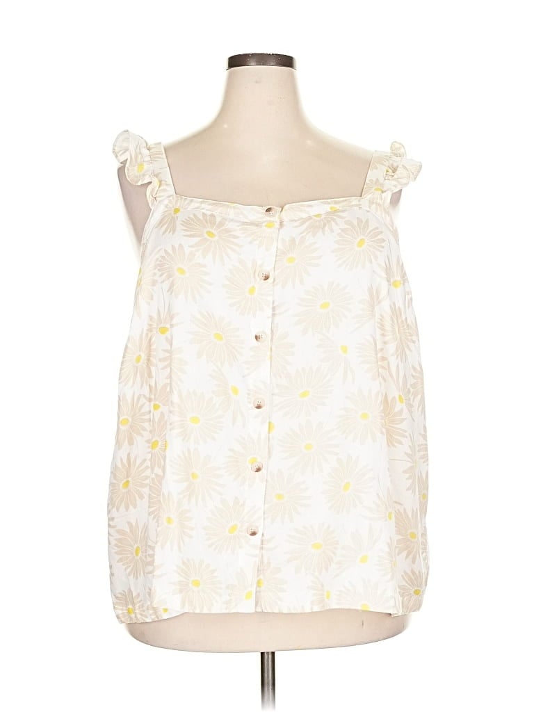 Torrid Sleeveless Blouse In White