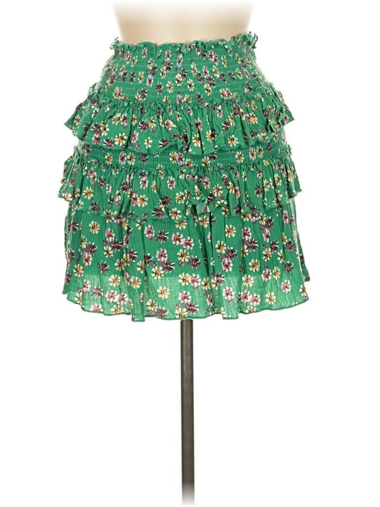 Click to view more detailed imagery on our partner's website Pre-owned Skylar + Madison Casual Skirt In Green
