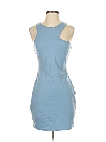 Urban Outfitters Casual Dress (view 1)