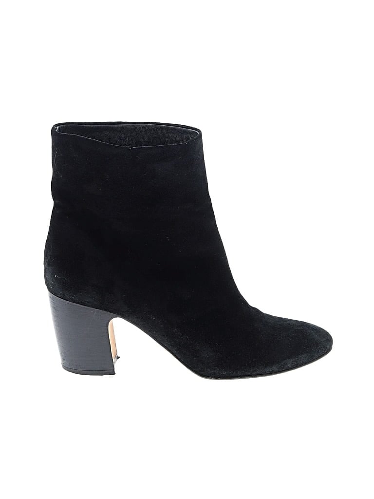 Pre-owned Vince Ankle Boots In Black