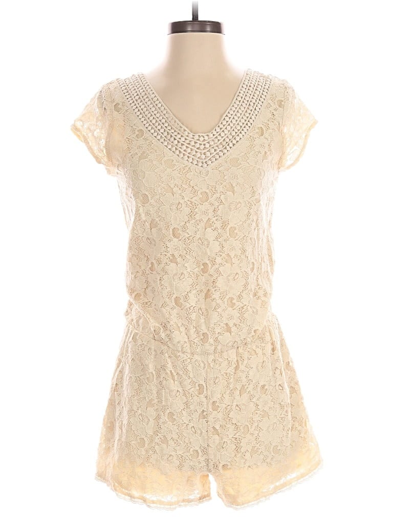 Pre-owned Xhilaration Romper In White