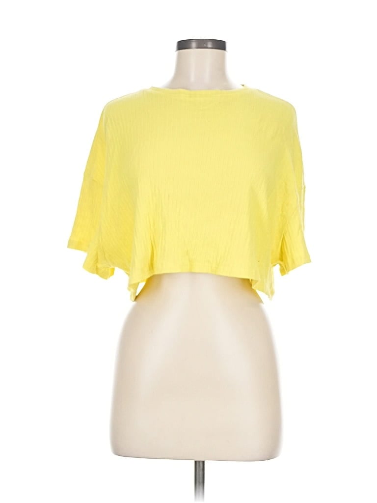Pre-owned Shein Short Sleeve T-shirt In Yellow