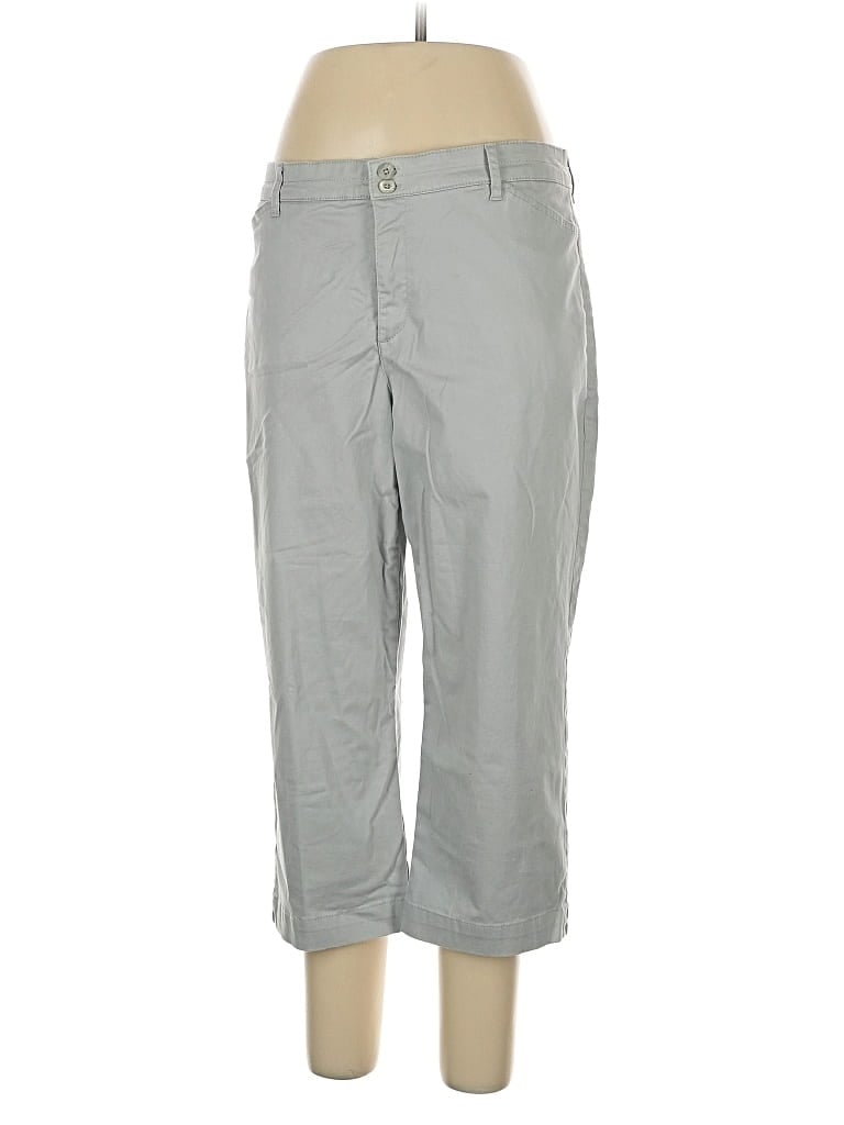 Click to view more detailed imagery on our partner's website Pre-owned Gloria Vanderbilt Khaki Pant In Gray