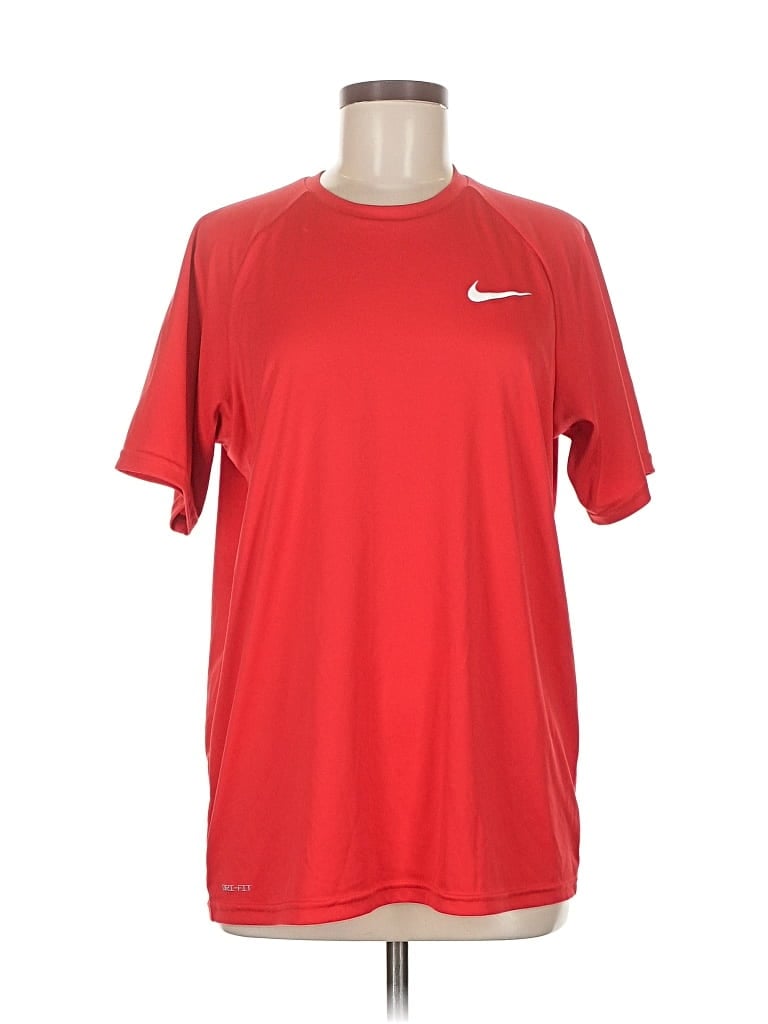Pre-owned Nike Active T-shirt In Red