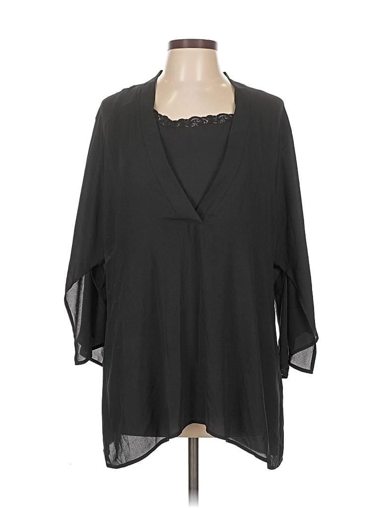 Click to view more detailed imagery on our partner's website Pre-owned Chico's 3/4 Sleeve Blouse In Black