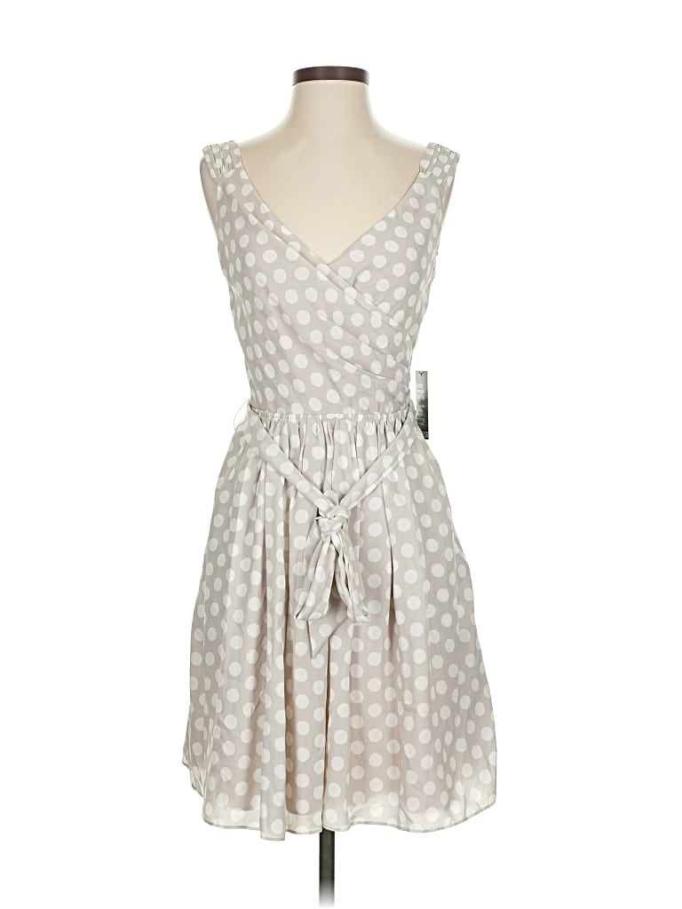 EXPRESS Pre-owned Casual Dress In Gray