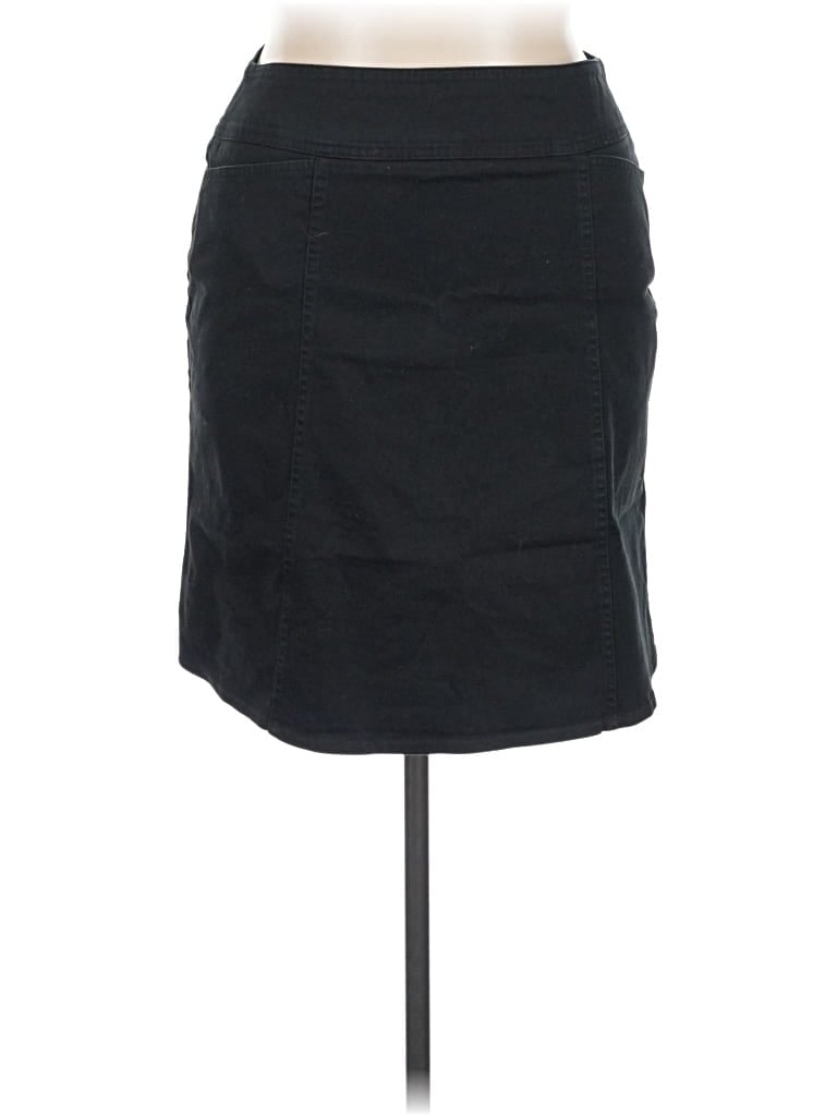 Click to view more detailed imagery on our partner's website Pre-owned Chaus Formal Skirt In Black