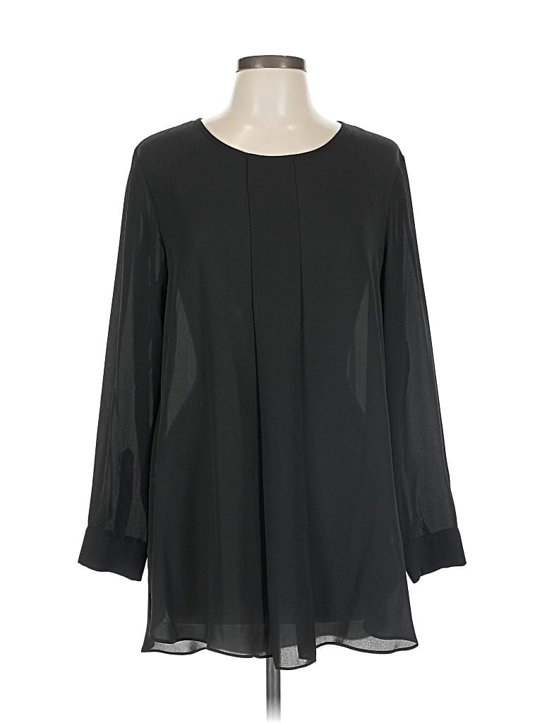 Click to view more detailed imagery on our partner's website Pre-owned Vince Camuto Long Sleeve Blouse In Black
