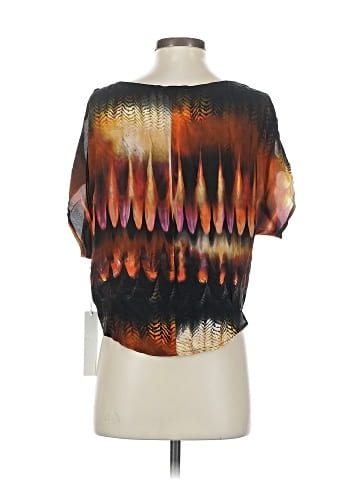 Line & Dot Short Sleeve Blouse (view 2)