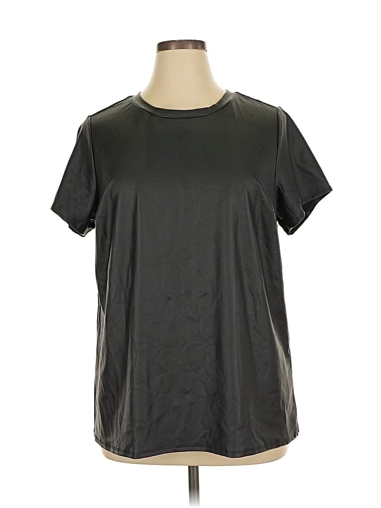Pre-owned Torrid Active T-shirt In Gray