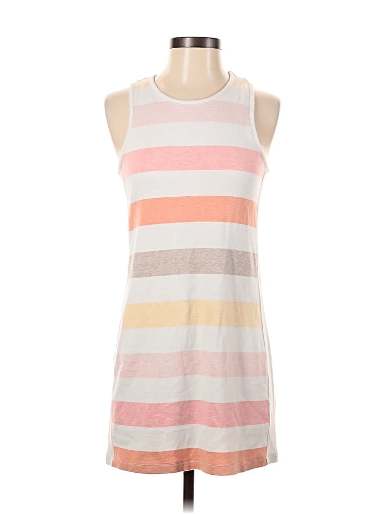 Click to view more detailed imagery on our partner's website Pre-owned Splendid Casual Dress In Gray