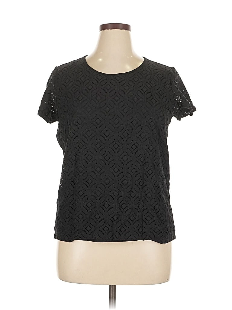 MARKET & SPRUCE Pre-owned Short Sleeve Top Black Keyhole Neckline Tops