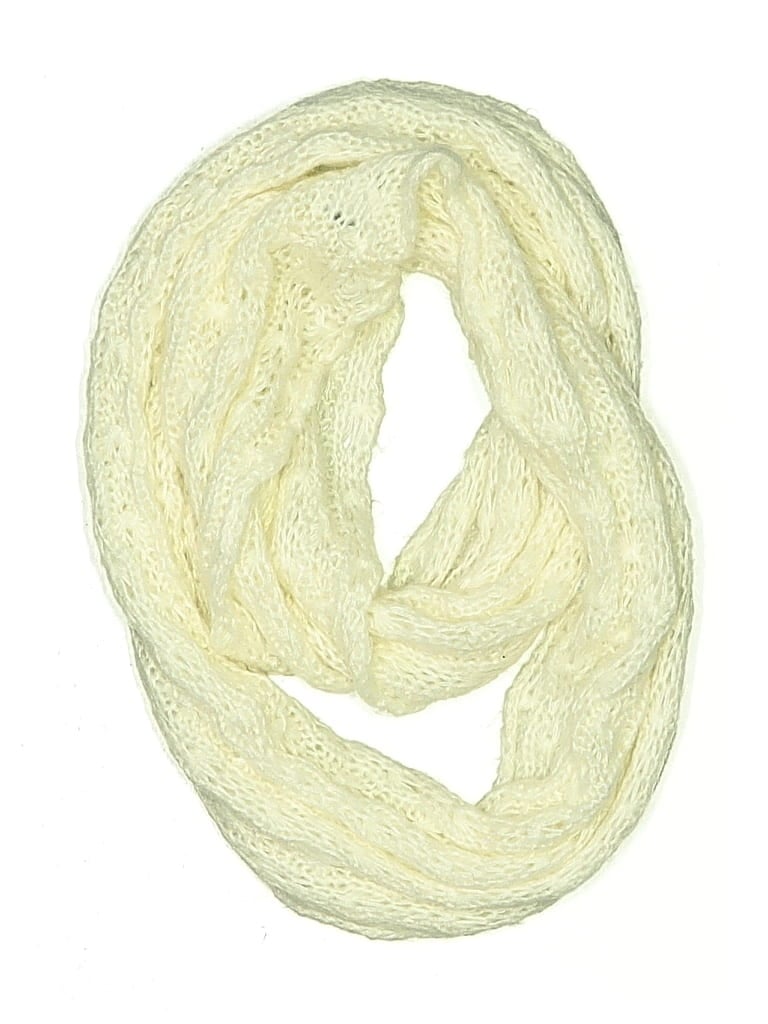 Click to view more detailed imagery on our partner's website Pre-owned Nine West Scarf In White