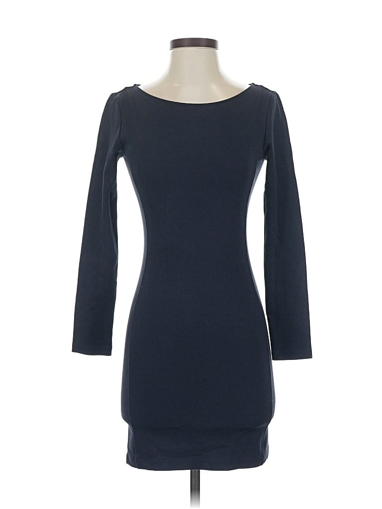 Click to view more detailed imagery on our partner's website Pre-owned Basics Casual Dress In Blue