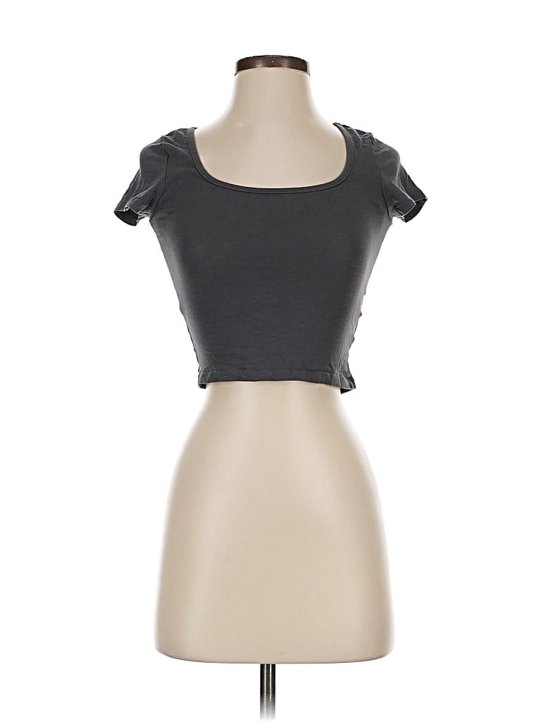 Pre-owned Divided By H&m Short Sleeve T-shirt In Gray