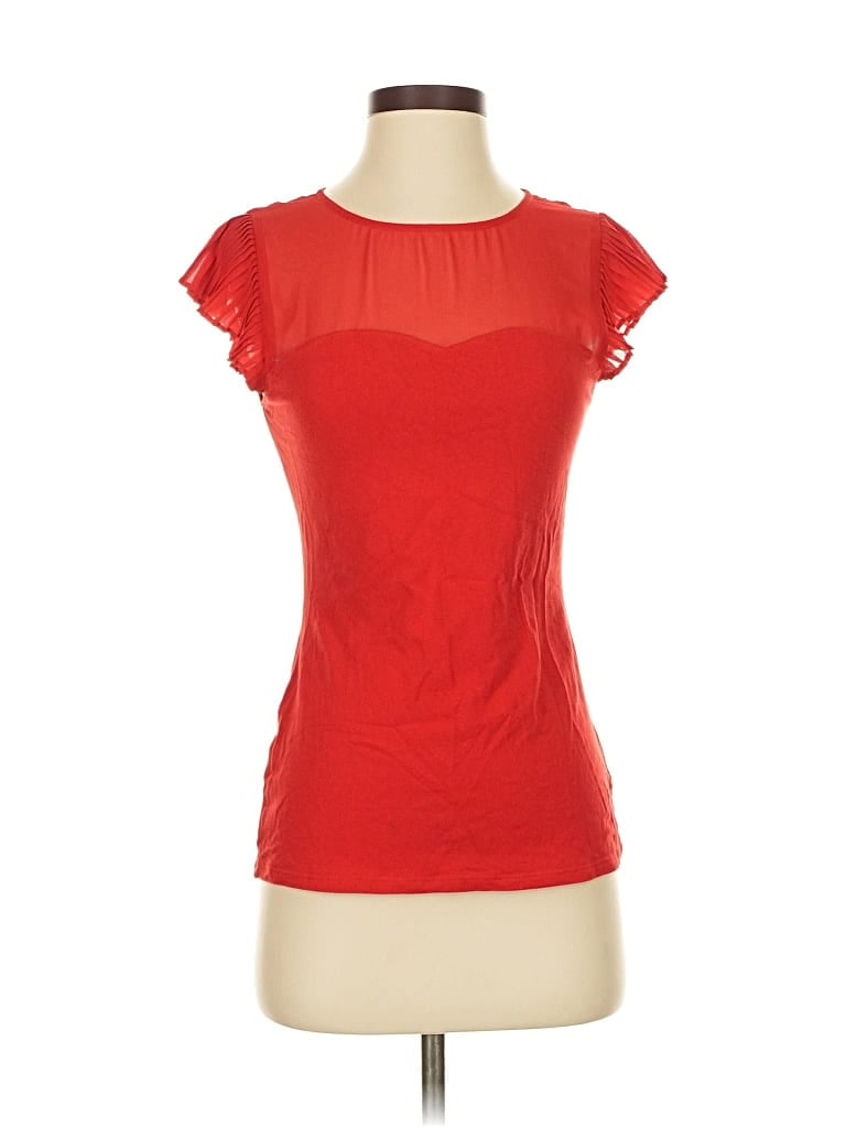 Pre-owned Express Active T-shirt In Red