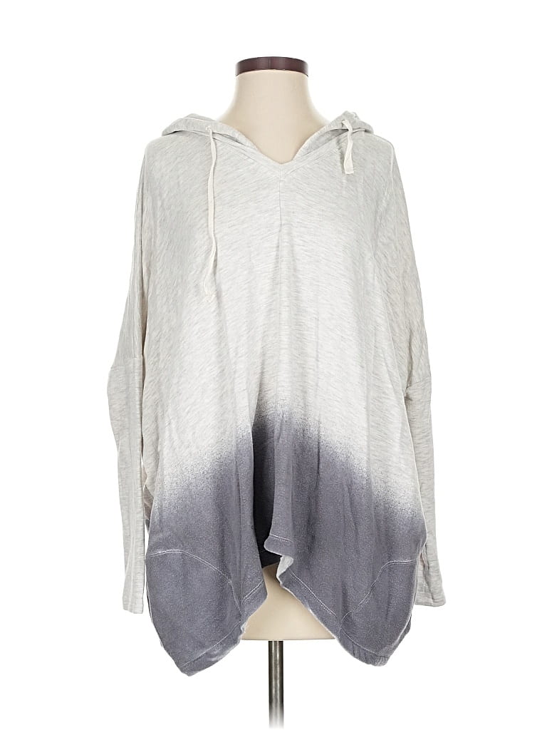 Click to view more detailed imagery on our partner's website Pre-owned Dolan Poncho In Gray