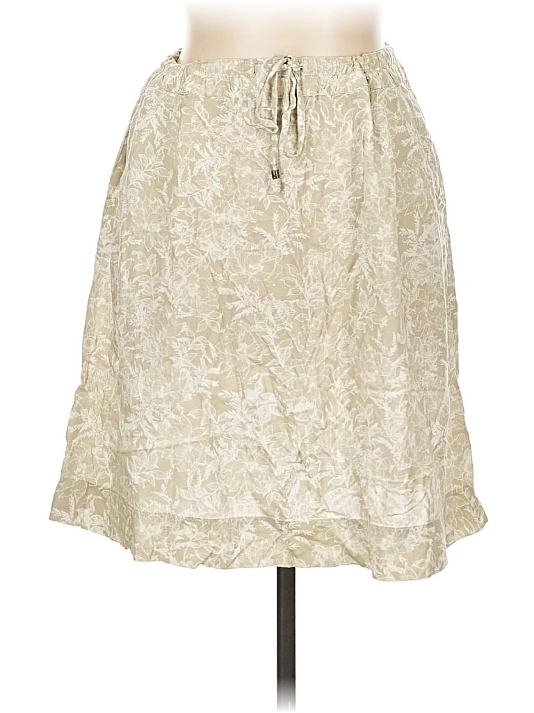 Pre-owned Eddie Bauer Casual Skirt In White