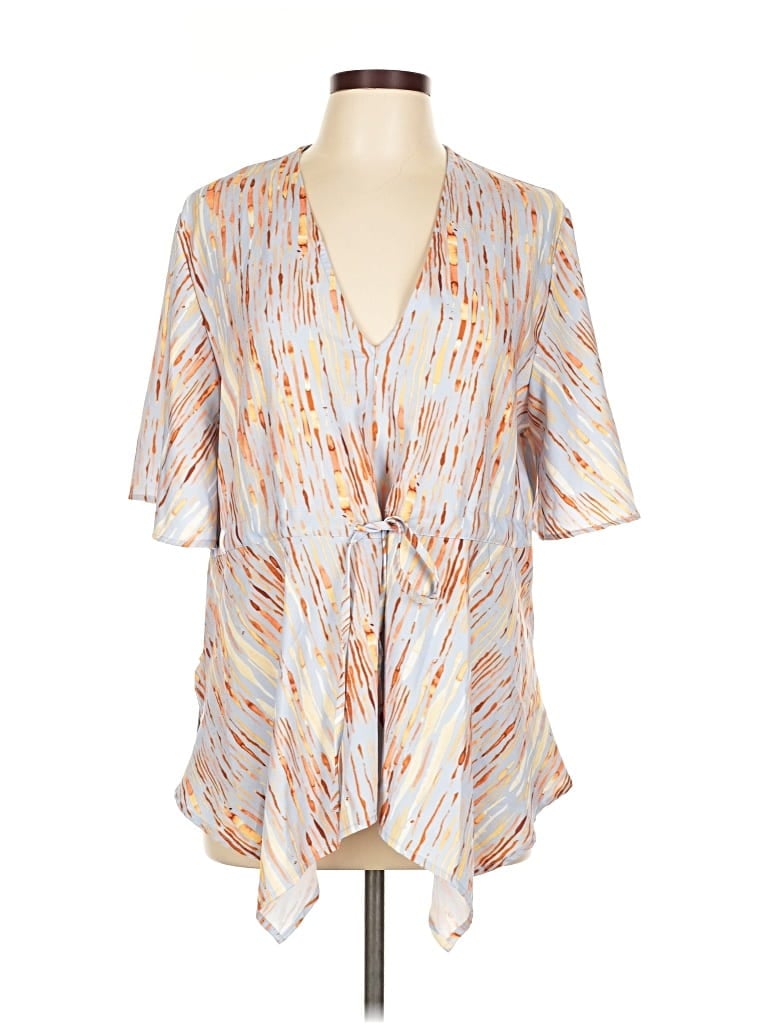 Click to view more detailed imagery on our partner's website Pre-owned Heyson Short Sleeve Blouse In Silver