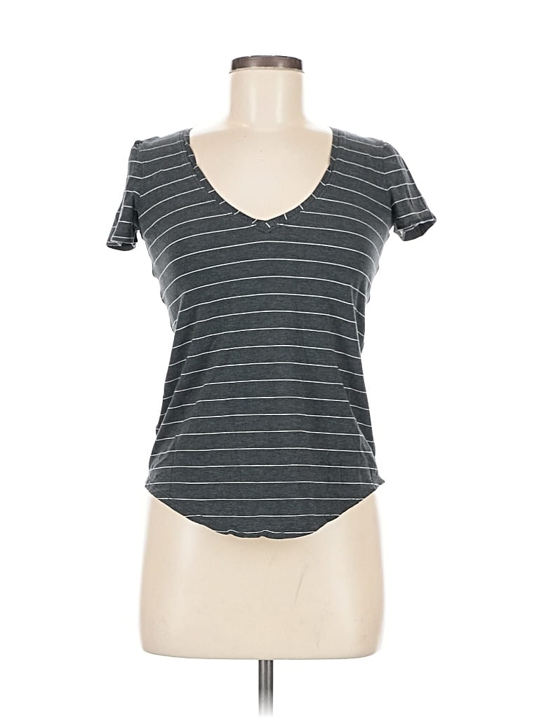 Pre-owned Lululemon Athletica Short Sleeve T-shirt In Gray