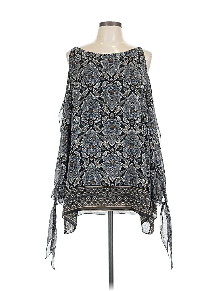 Click to view more detailed imagery on our partner's website Pre-owned Max Studio Sleeveless Blouse In Gray