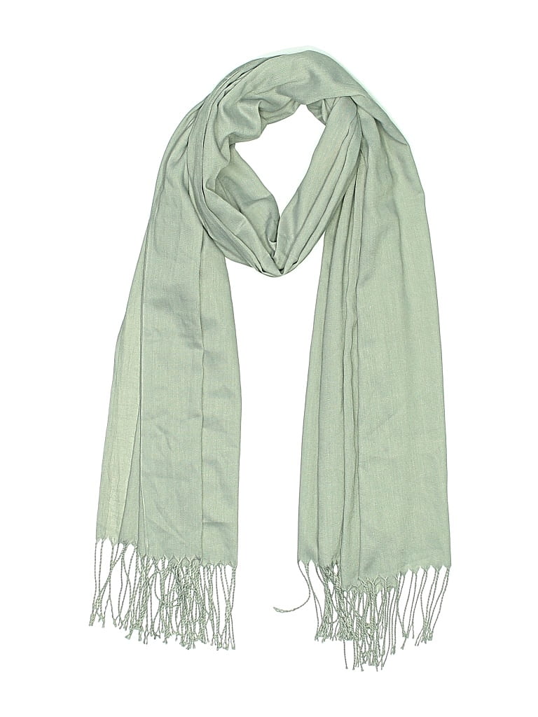Click to view more detailed imagery on our partner's website Pre-owned Unbranded Scarf In Gray