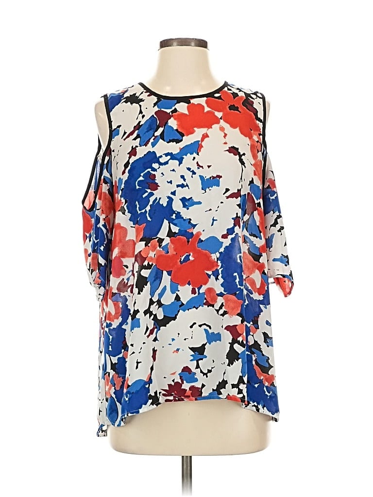 Pre-owned Vince Camuto Sleeveless Blouse In Blue