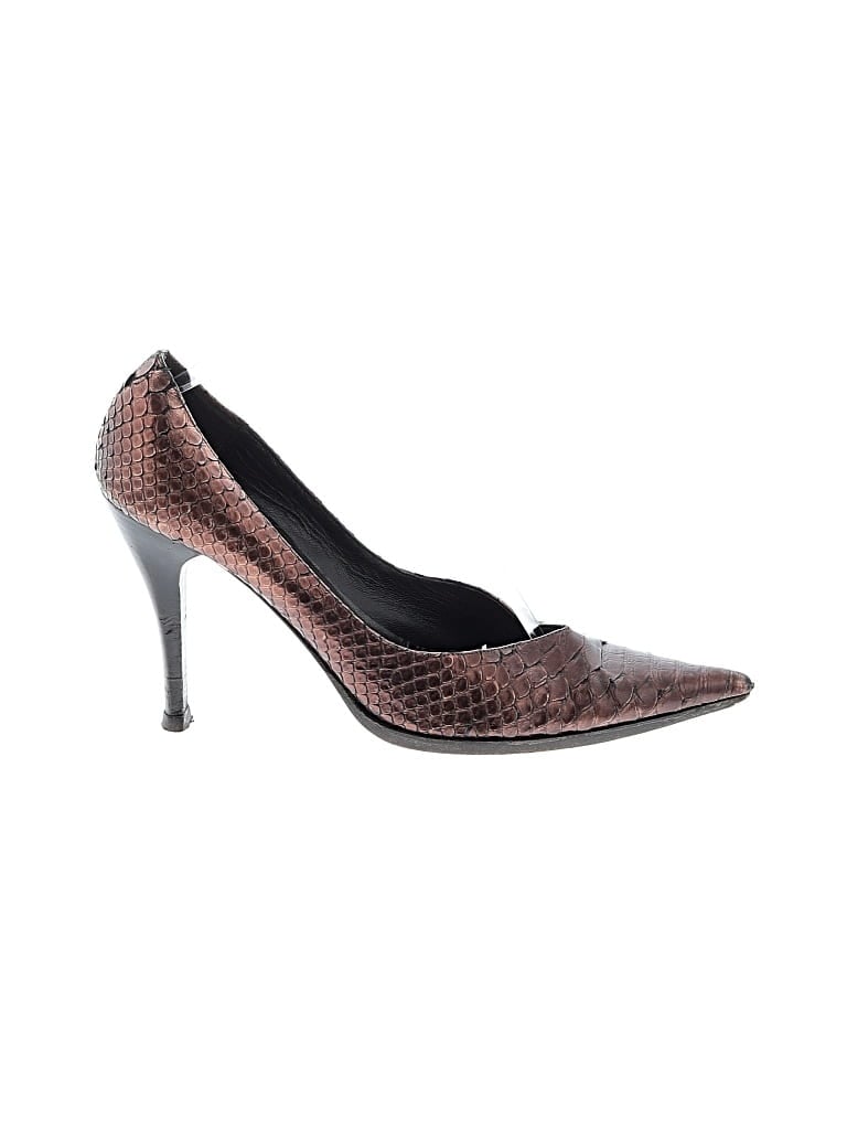 Pre-owned Fendi Heels In Brown