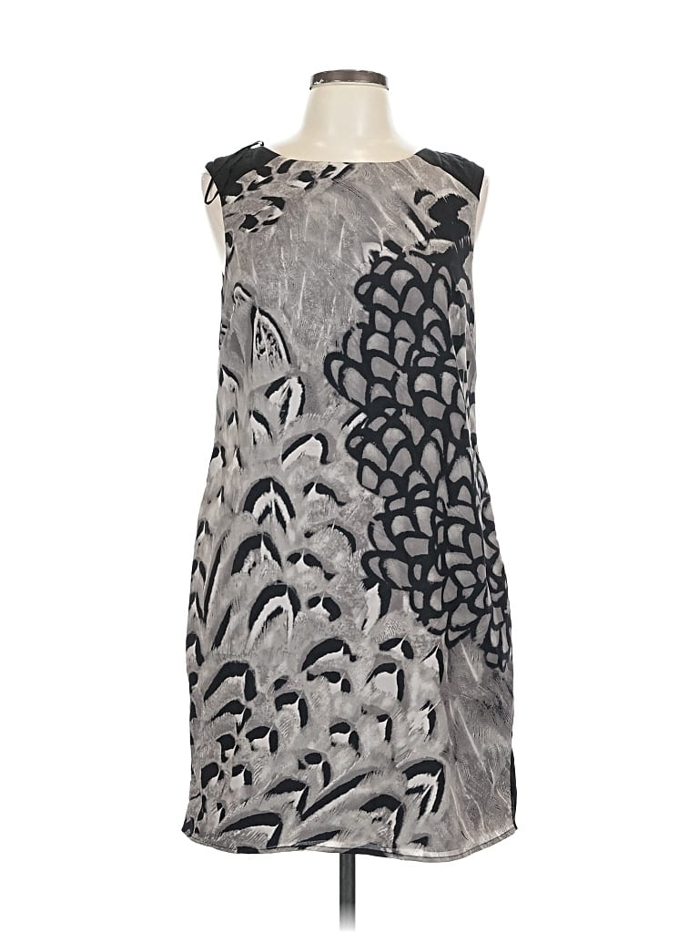 Click to view more detailed imagery on our partner's website Pre-owned Jessica Simpson Cocktail Dress In Gray