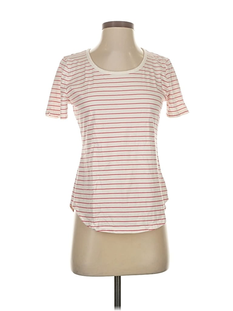 Click to view more detailed imagery on our partner's website Pre-owned Ann Taylor Short Sleeve T-shirt In Pink