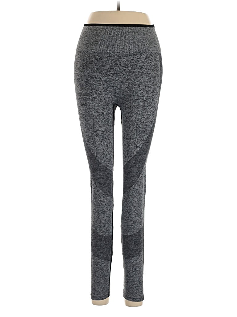Pre-owned Victoria's Secret Pink Yoga Pants In Gray