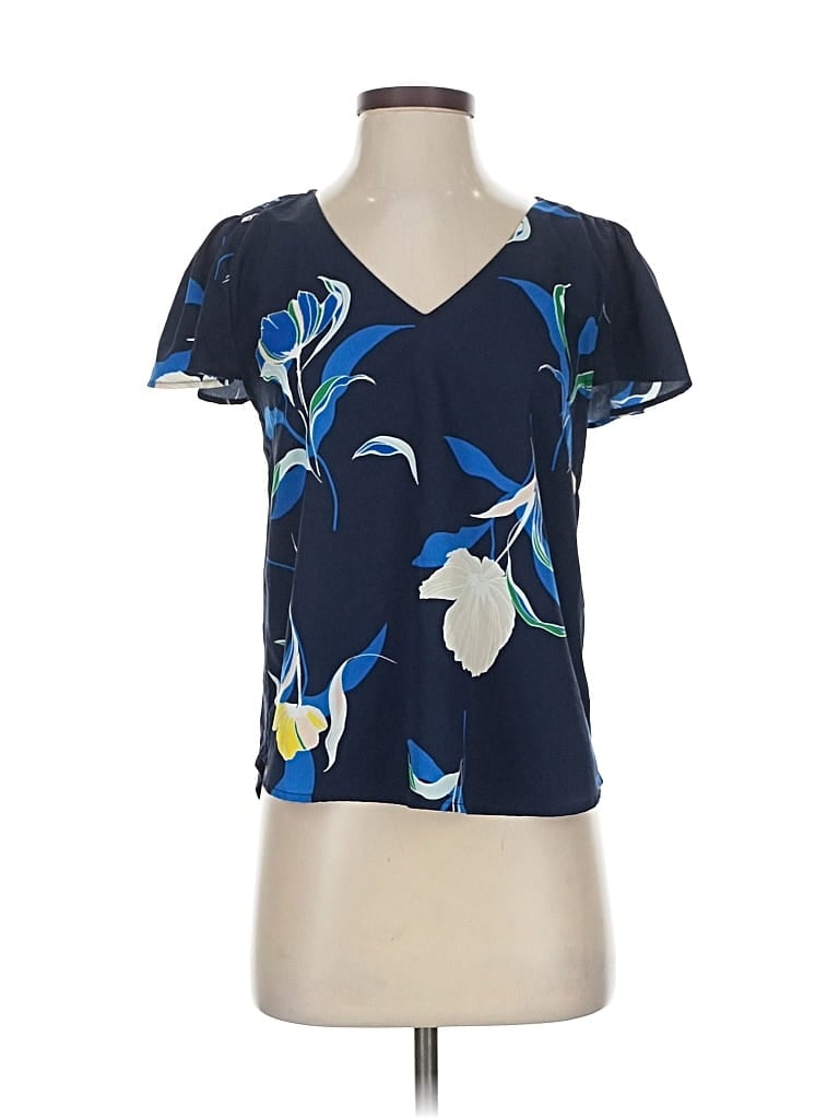 A NEW DAY Pre-owned Short Sleeve Top Blue V Neck Tops