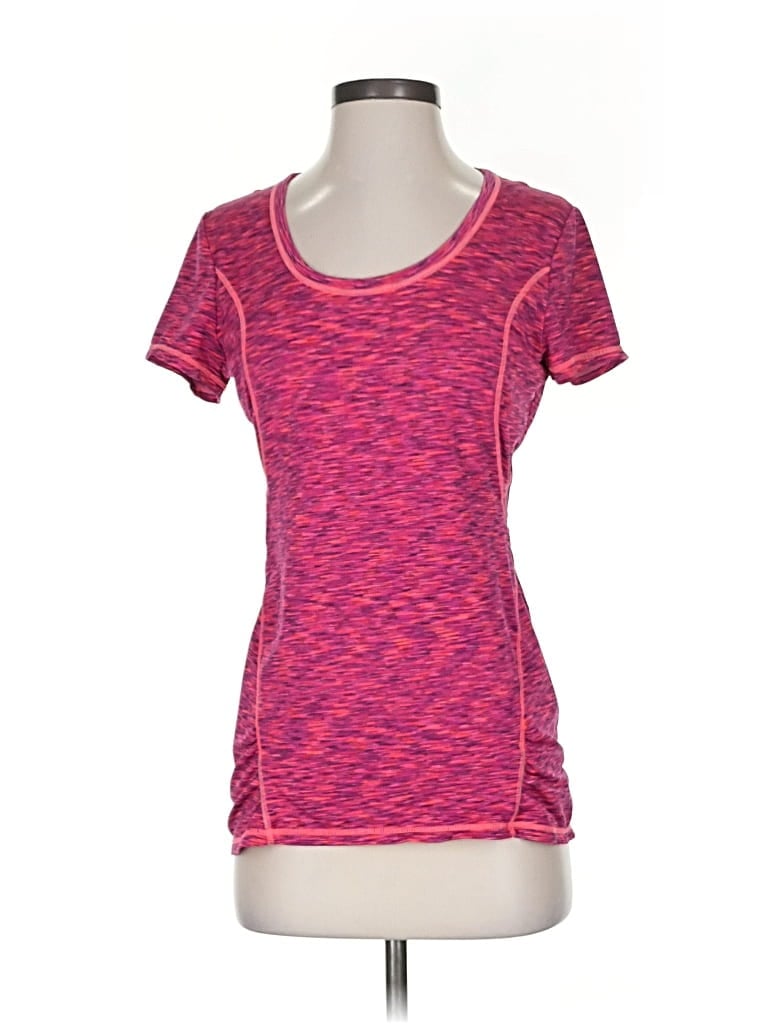 Click to view more detailed imagery on our partner's website Pre-owned Athleta Active T-shirt In Pink