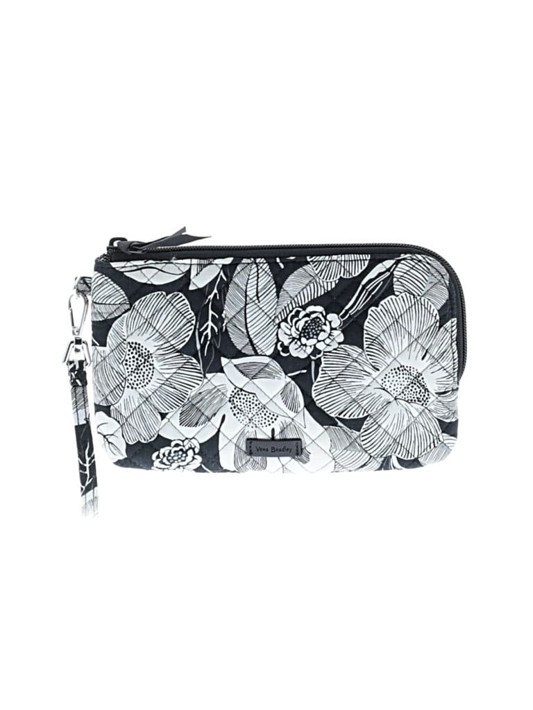 Click to view more detailed imagery on our partner's website Pre-owned Vera Bradley Wristlet In Black
